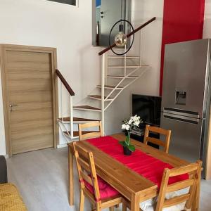 Comfy apartment with low ceiling attic