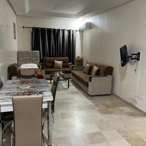 Appartement 1er étage numéro 7 POUR FAMILLE
