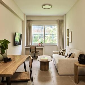 Finders Akadimias Suites