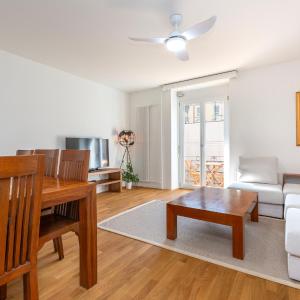 KAYA Zurich Apartment 2B - Downtown 2BR Deluxe Apt