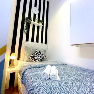 Cozy Corner Partition Room Near Burjuman Metro