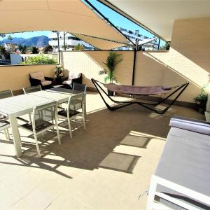 Los Alamos playa, piscina, parking y Padel