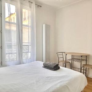 Comfortable studio Notre-Dame de Lorette Rodier