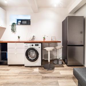 Dana-Charming Apartment and Very Central 1