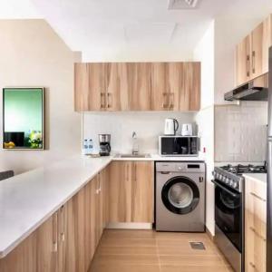 1BR Hera Tower