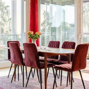 Accessible corner apartment with 3 bedrooms, 2 bathrooms, 2 parkings and 3 balconies