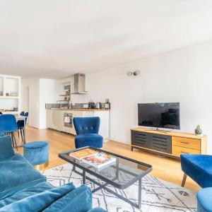 Apt moderne rénové et spacieux, au cœur de Paris