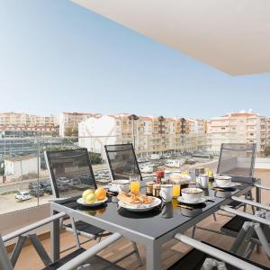 Court View - Modern Lagos 2 Bedroom Apartment