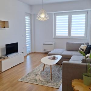 Apartment 29