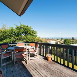 Sunny Richmond Holiday Home with Sea Views