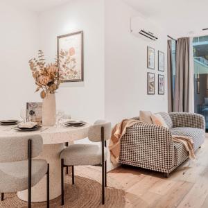 Exquisite 1BR apt next to Albert Park and MSAC #OR01