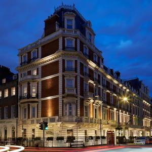 The Mandeville Hotel