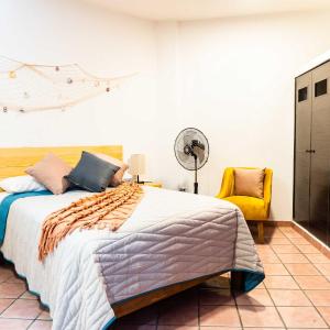 Comfortable Apartment with Balcony & Workspace