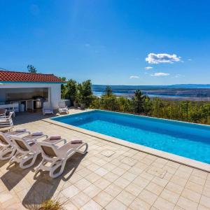 Holiday home in Smrika 45290