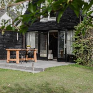 Cottage in Leenderbos near Nature Reserve