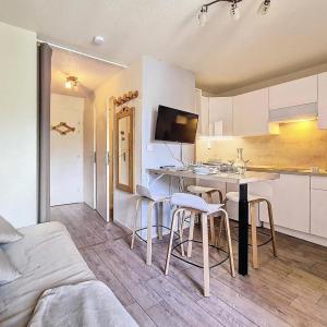 Résidence Ski Soleil - Appartement standard · Départ ski aux pieds · Balcon MAE-2684