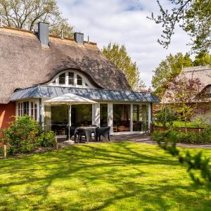 Ferienwohnung Haus Strandeiche 02