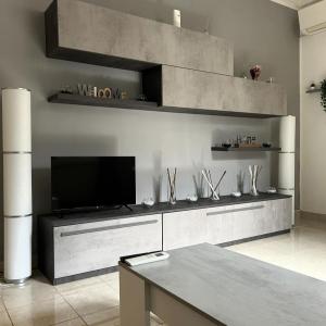 Alex Rhome Apartment