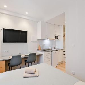 Lovely studio fully equipped near subway N3