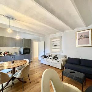 Chic riverside 3-room apartment next to San Niccolò