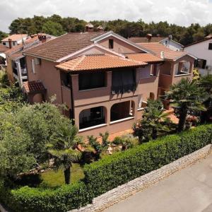 Apartments Leonard