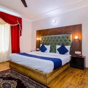 MHA hotels the moon manali