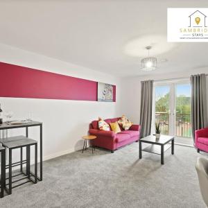 Aylesbury Central - 2 Bedroom Serviced Apt in Aylesbury By Sambridge Stays