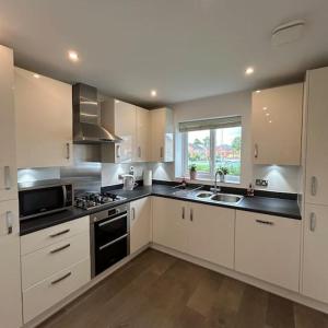 Nice house close to the city centre and stadium