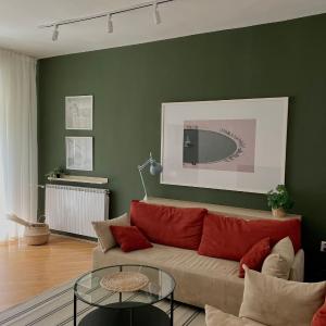 Debar Maalo 2bdrm apt, 2 min walk to City Park