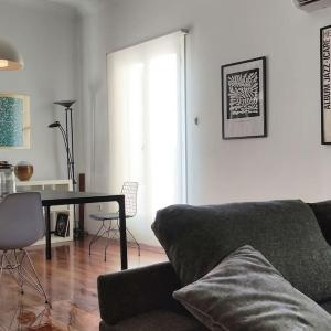 Sunny Athens flat near the sea 2