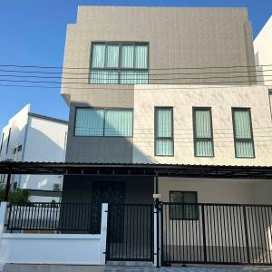 Baan Pool Villa Chonburi