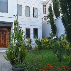 5 Bedroom Exquisite Villa in Top-view Area