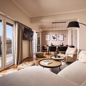 Kova Residence, Acropolis by Aura Homes