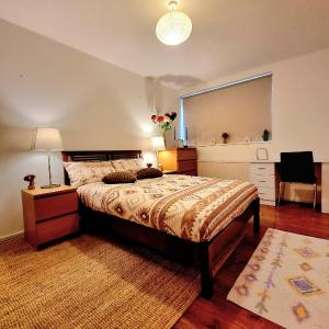 Charming Central london 4 bedroom duplex with private entrance