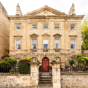The Admirals House - Central Bath & Free Parking