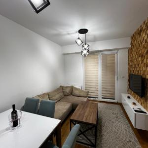 Secret View Urban Garden Apartment