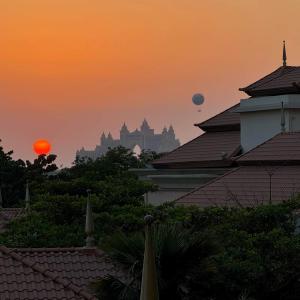 Upgraded 2BR - Beachfront - 5 Star Resort