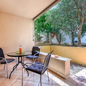 Apartment Vivoda by Interhome