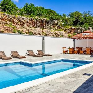 Apartment Delfin-11 by Interhome