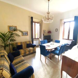Luxury Domus AmaDora