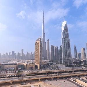 StayShort - Beautiful 2-BR Flat in Downtown Luxury City Living at Its Best