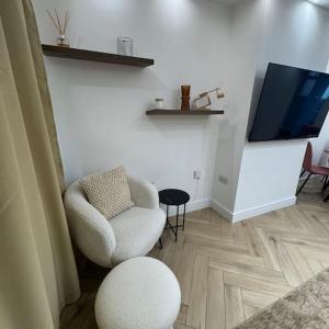 The Upper Tooting Beauty - 2bed Ground Floor Flat