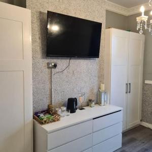 Entire top floor based in Dublin city centre