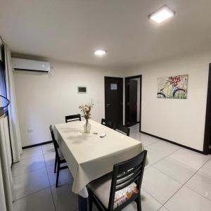 DEPARTAMENTO EN ALQUILER TEMPORAL Ubicado en Villa Carlos Paz