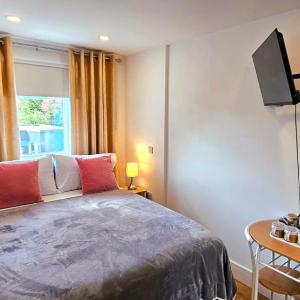 Claire Double Room