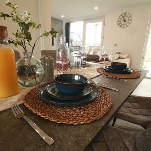 FT6 Aldgate Apartments