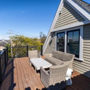 The Newport Lofts - 595 Thames Street