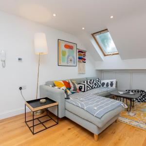The Old Wire Factory, Unique Central 2-Bedroom Apartment