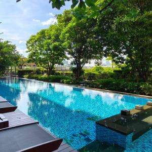 Close to onnut bts condo