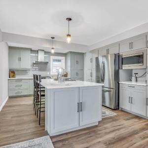 Cozy 4 Bedroom Home in Cornwall